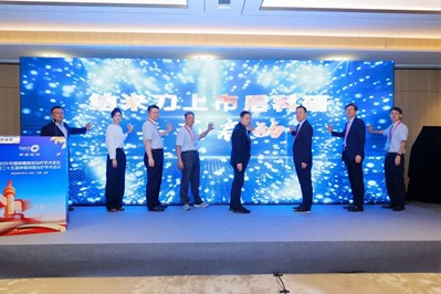 qinb15_562930.jpg