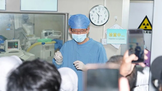 qinb26_207417.jpg